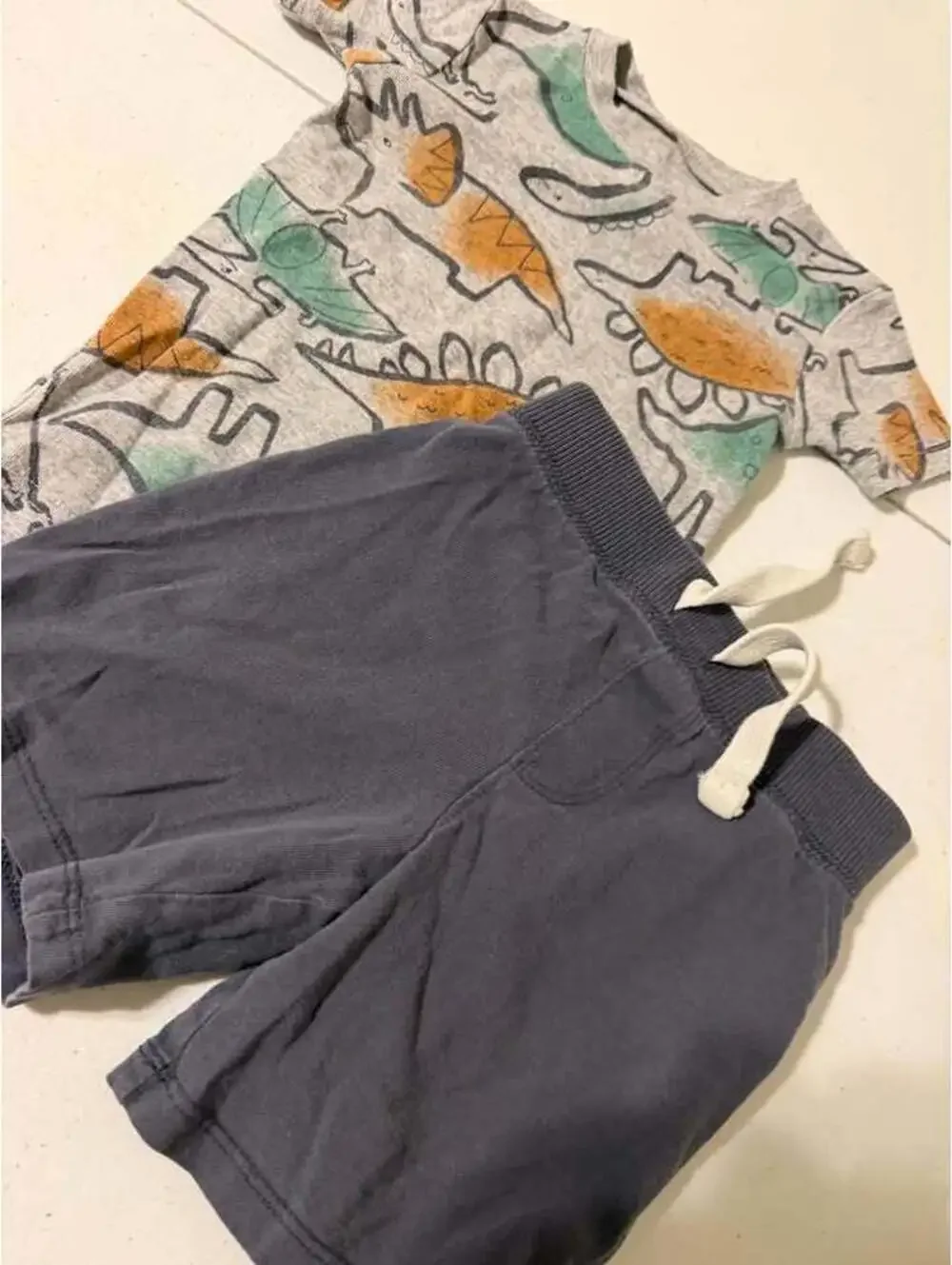 Old Navy comfortable 2t